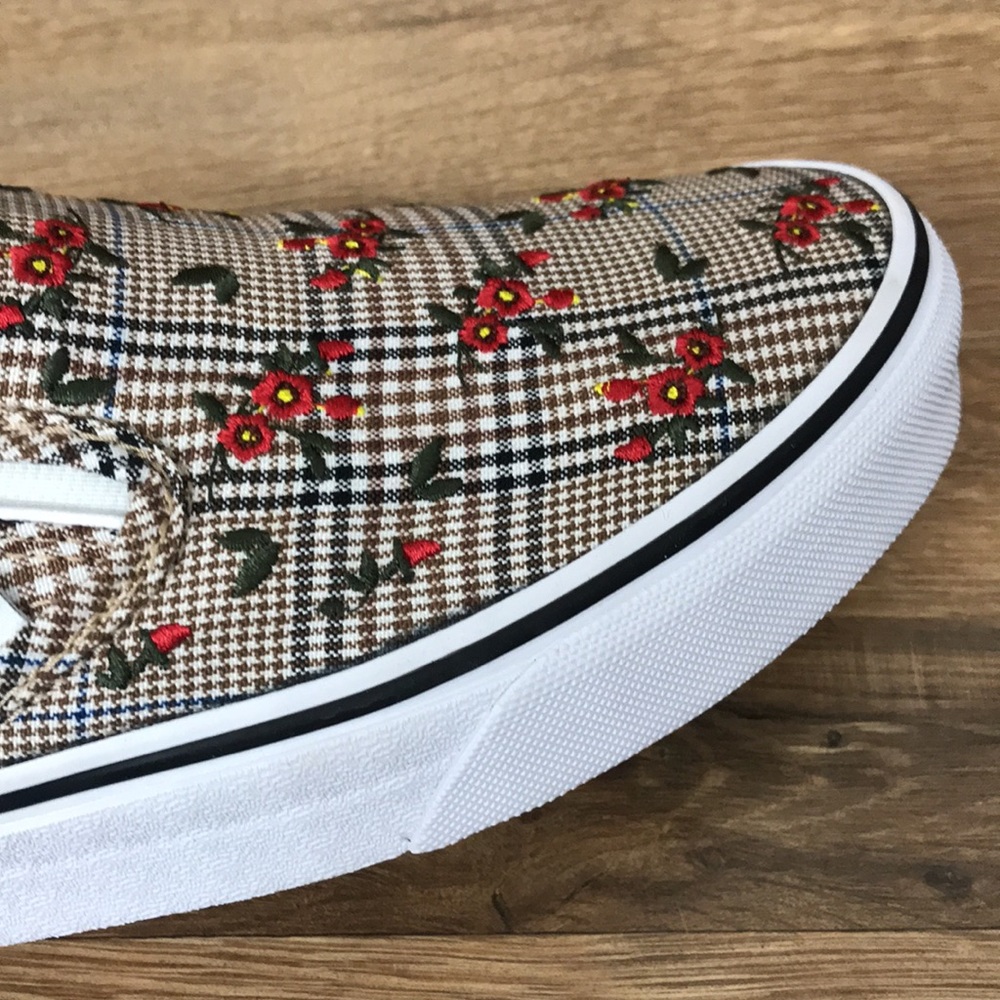 VANS CLASSIC SLIP ON BRAND NEW - Picture 8 of 16